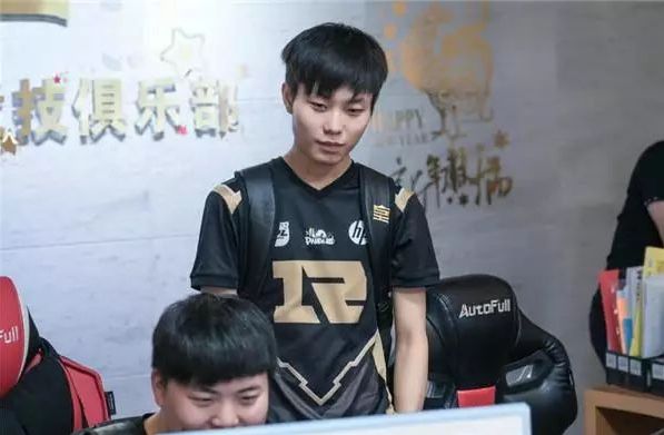 高强度防守 高强度防守